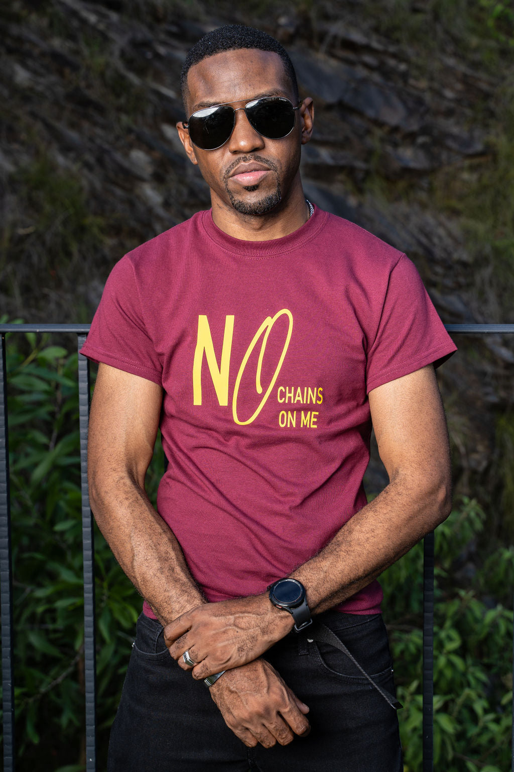 NO CHAINS ON ME Maroon t-shirt with Gold Print